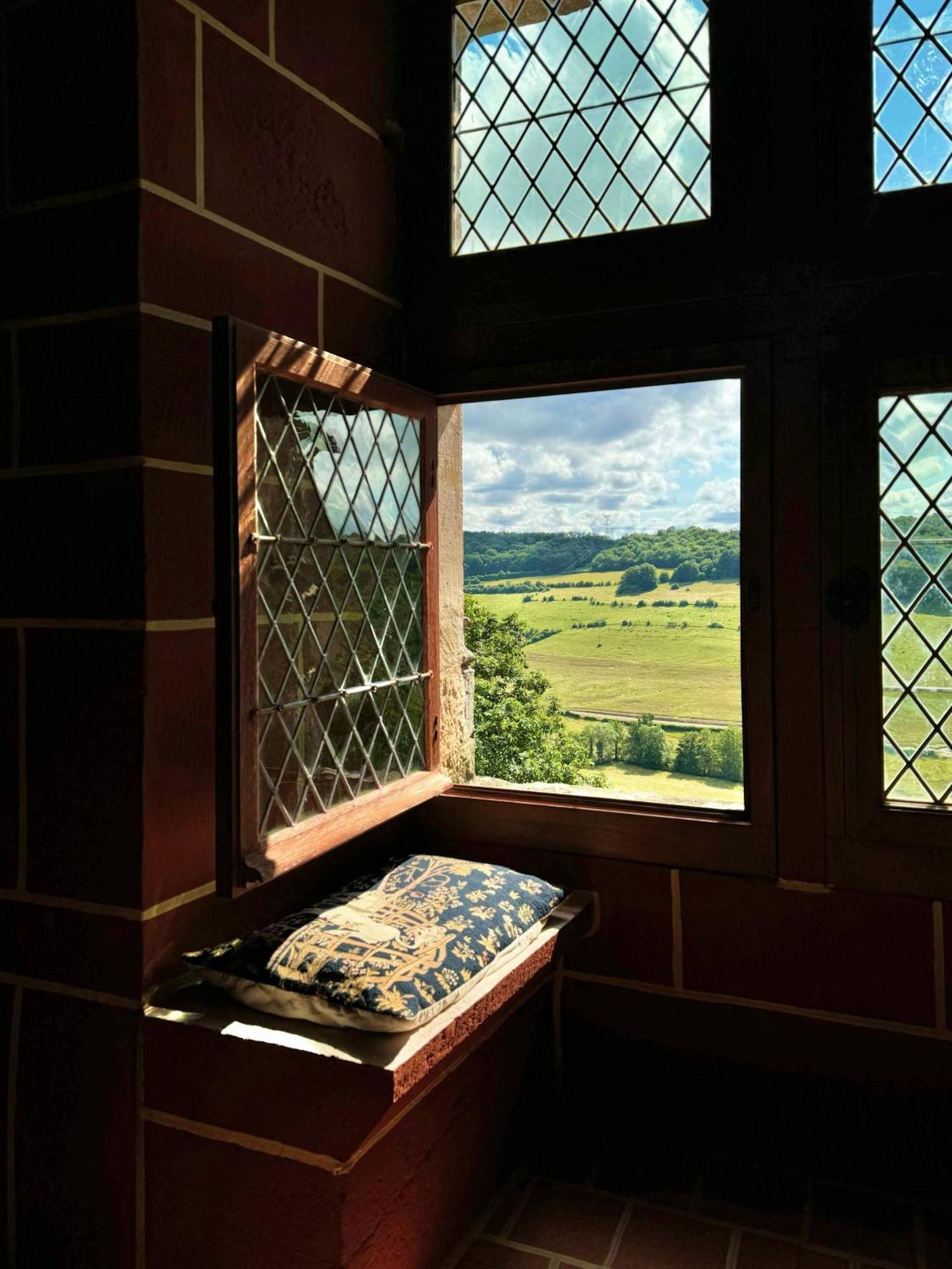Chateau De Champrenault, Voyagez Dans Le Temps Eksteriør bilde